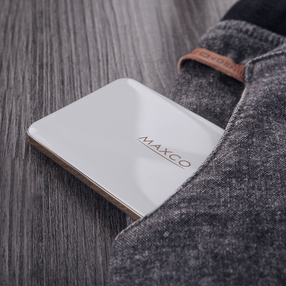 MAXCO MR5000A Power Bank  5000mAh Portable Charger Ultra-Compact Backup Charger 2.1A Output High-Speed Charging for iPhone iPad Samsung Galaxy and More